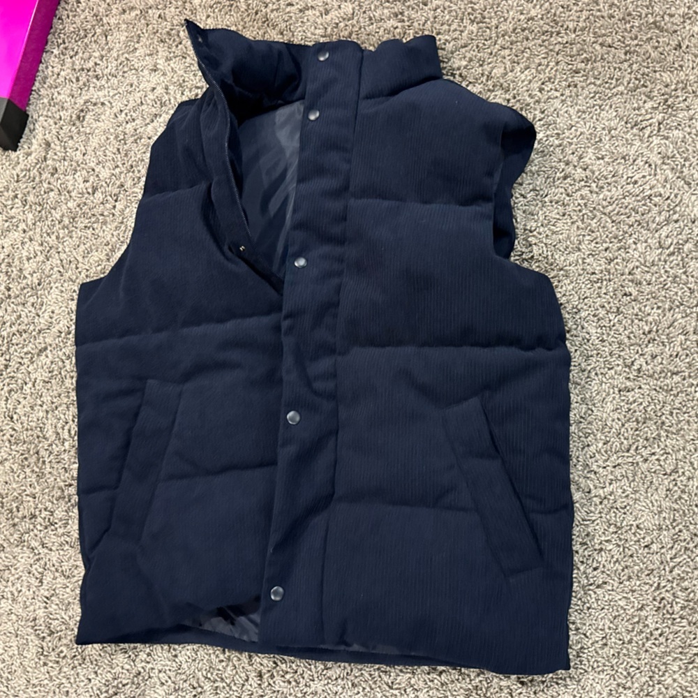 Men Old Navy Dark Blue Quilted corduroy Vest - Picture 5 of 8